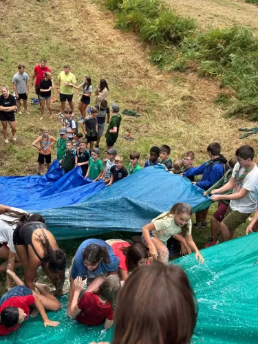 Clara-418-1758400890