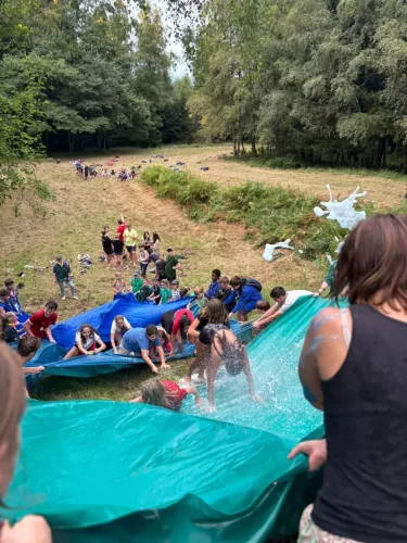 Clara-422-1758400894