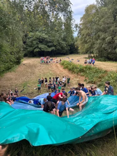 Clara-430-1758400906