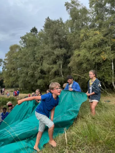 Clara-438-1758400910